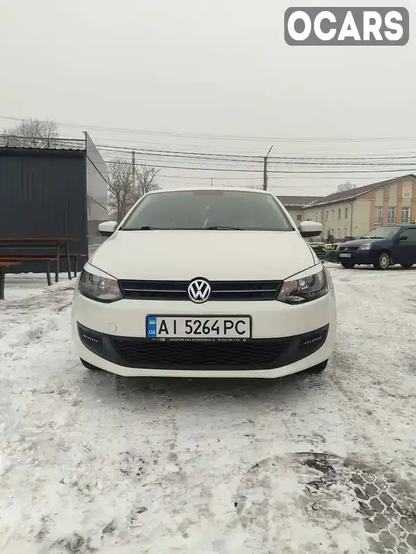 Седан Volkswagen Polo 2011 1.6 л. Ручная / Механика обл. Киевская, Яготин - Фото 1/9