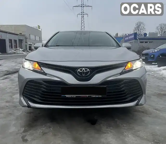 Седан Toyota Camry 2018 2.5 л. Автомат обл. Київська, Київ - Фото 1/15