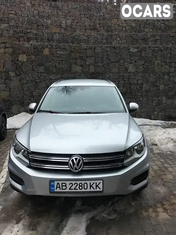 Внедорожник / Кроссовер Volkswagen Tiguan 2016 1.98 л. Автомат обл. Винницкая, Винница - Фото 1/17