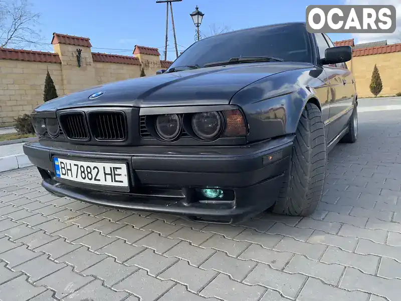 Седан BMW 5 Series 1989 3.5 л. Ручная / Механика обл. Одесская, Измаил - Фото 1/21