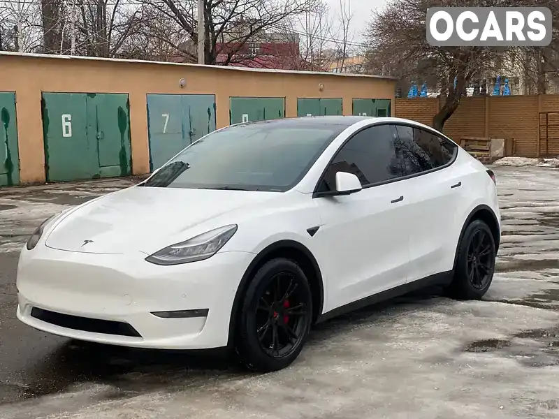 Внедорожник / Кроссовер Tesla Model Y 2021 null_content л. Автомат обл. Харьковская, Харьков - Фото 1/10