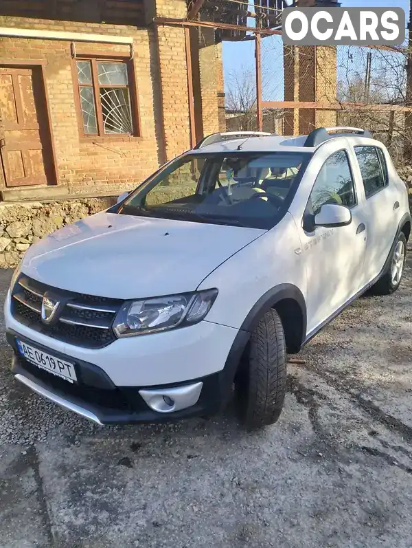 Внедорожник / Кроссовер Dacia Sandero StepWay 2016 1.5 л. Ручная / Механика обл. Днепропетровская, Кривой Рог - Фото 1/10