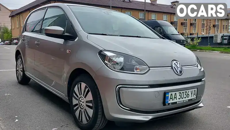 Хэтчбек Volkswagen E Up 2014 null_content л. Автомат обл. Киевская, Киев - Фото 1/17