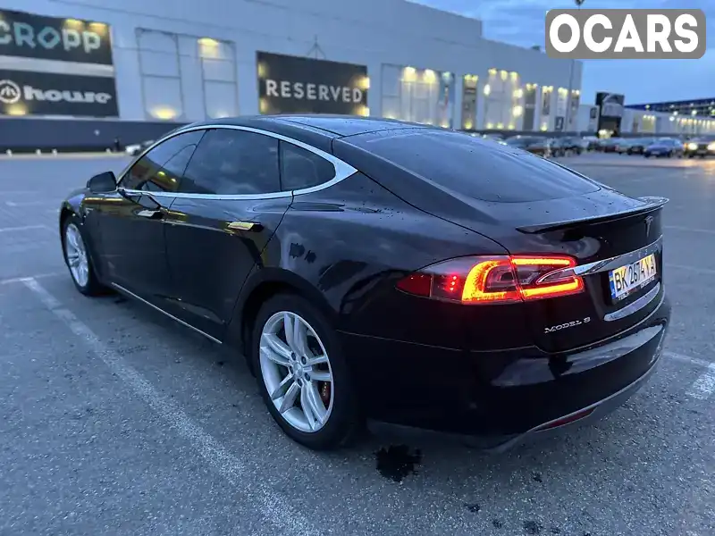 Ліфтбек Tesla Model S 2015 null_content л. Автомат обл. Київська, Київ - Фото 1/21