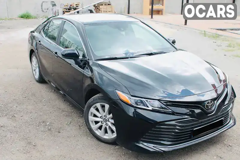 Седан Toyota Camry 2019 2.49 л. Автомат обл. Полтавская, Кременчуг - Фото 1/11