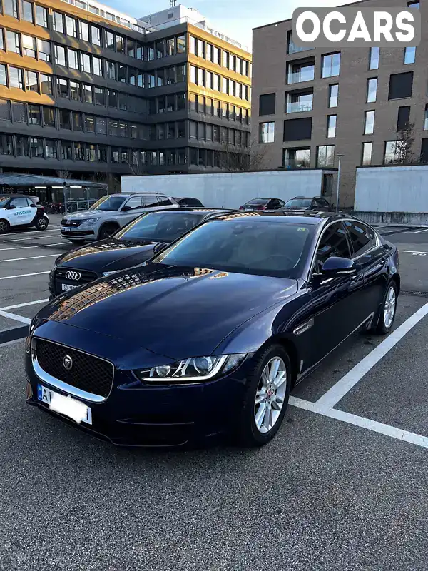Седан Jaguar XE 2017 2 л. Автомат обл. Киевская, Киев - Фото 1/21