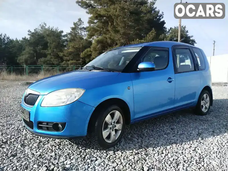 Микровэн Skoda Roomster 2007 1.4 л. Ручная / Механика обл. Днепропетровская, Каменское (Днепродзержинск) - Фото 1/19