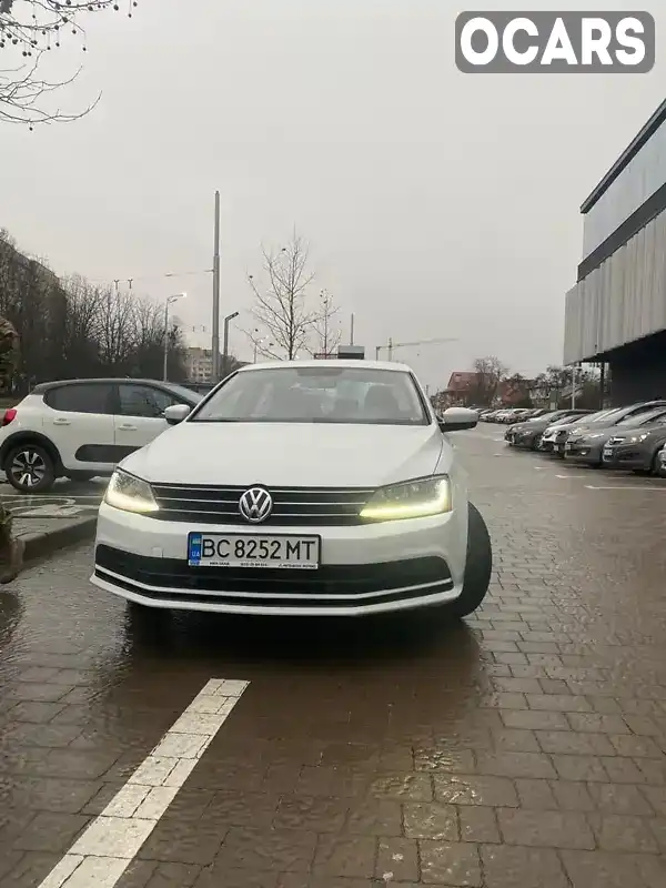 Седан Volkswagen Jetta 2017 1.4 л. Автомат обл. Киевская, Киев - Фото 1/10
