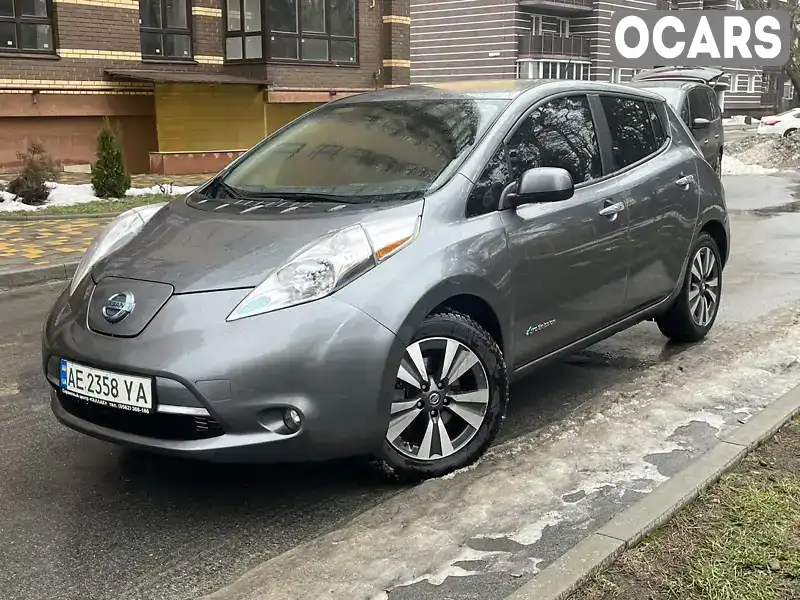 Хетчбек Nissan Leaf 2016 null_content л. Варіатор обл. Чернігівська, Чернігів - Фото 1/11