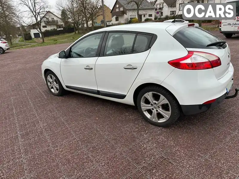 Хетчбек Renault Megane 2009 1.6 л. Ручна / Механіка обл. Харківська, Харків - Фото 1/11