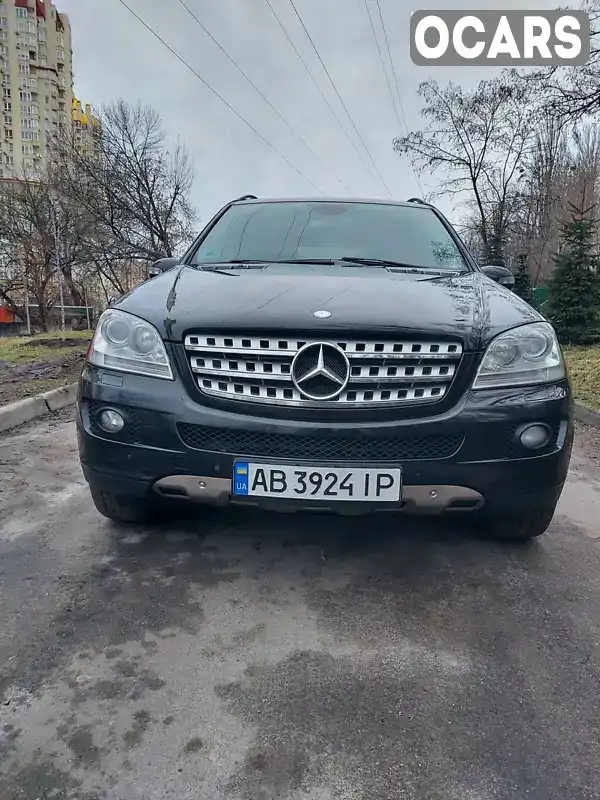 Внедорожник / Кроссовер Mercedes-Benz M-Class 2005 3 л. Автомат обл. Киевская, Киев - Фото 1/21