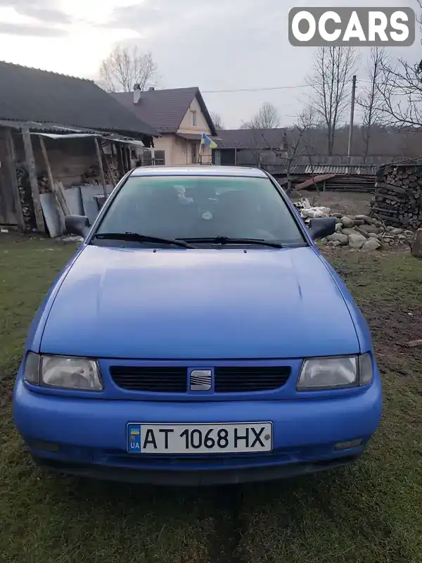 Седан SEAT Cordoba 1996 1.6 л. Ручна / Механіка обл. Івано-Франківська, Івано-Франківськ - Фото 1/8