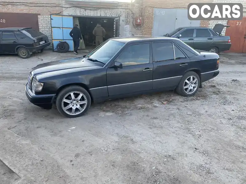 Седан Mercedes-Benz E-Class 1991 2.3 л. Ручна / Механіка обл. Кіровоградська, Кропивницький (Кіровоград) - Фото 1/8