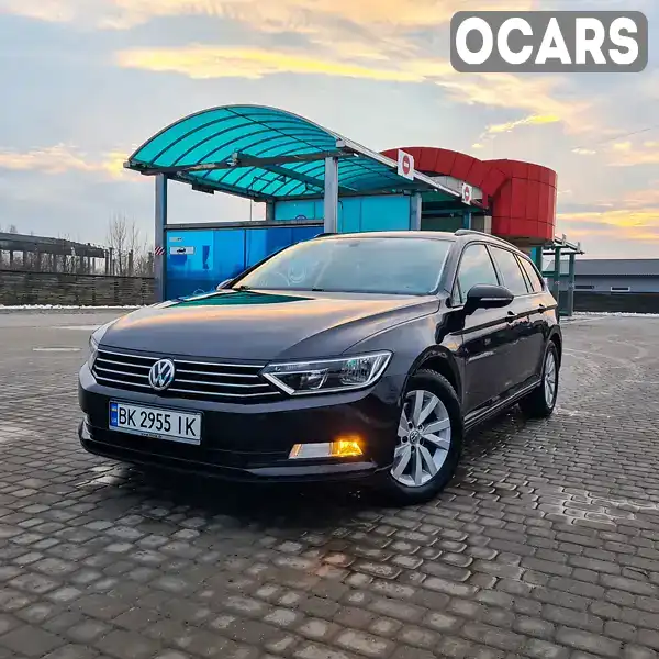 Универсал Volkswagen Passat 2015 1.6 л. Автомат обл. Ровенская, Березно - Фото 1/21