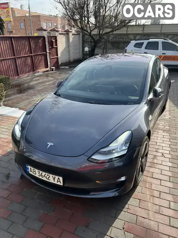 Седан Tesla Model 3 2018 null_content л. Автомат обл. Винницкая, Винница - Фото 1/21