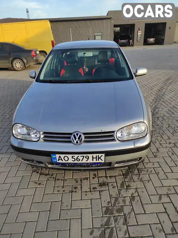 Хэтчбек Volkswagen Golf 2001 1.6 л. Автомат обл. Закарпатская, Ужгород - Фото 1/14