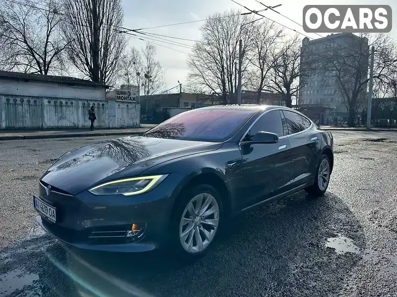 Ліфтбек Tesla Model S 2018 null_content л. Автомат обл. Київська, Київ - Фото 1/18