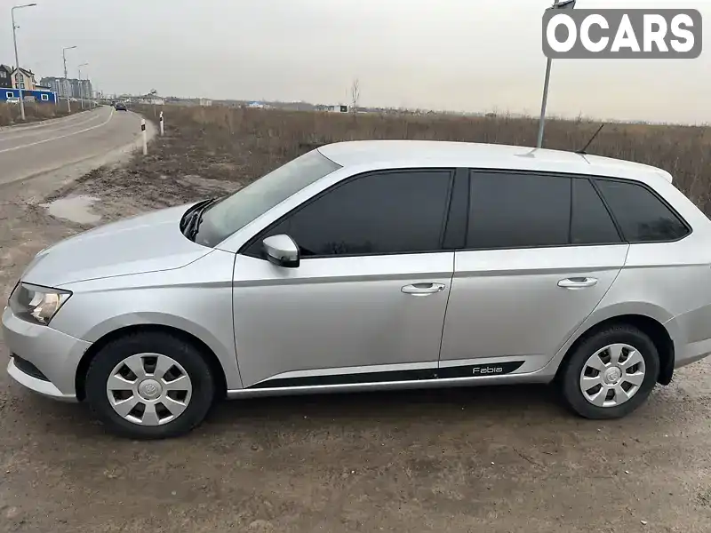 Универсал Skoda Fabia 2015 1.2 л. Ручная / Механика обл. Киевская, Киев - Фото 1/21