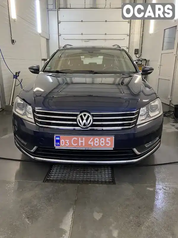 Универсал Volkswagen Passat 2012 2 л. Автомат обл. Волынская, Луцк - Фото 1/13