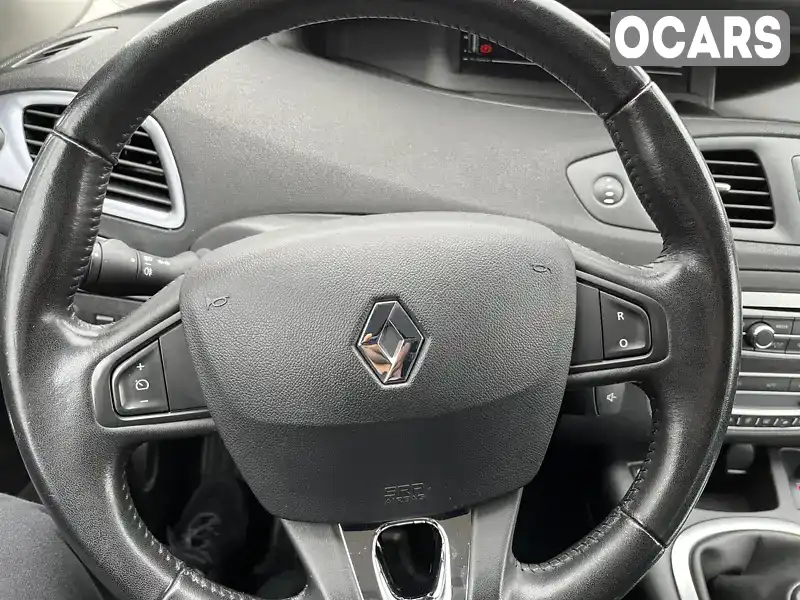 Минивэн Renault Grand Scenic 2016 1.6 л. Ручная / Механика обл. Волынская, Луцк - Фото 1/21