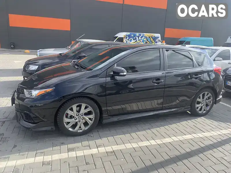 Хэтчбек Toyota Corolla 2017 1.8 л. Автомат обл. Закарпатская, Ужгород - Фото 1/21