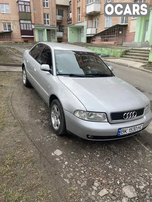 Седан Audi A4 2000 1.6 л. Ручна / Механіка обл. Рівненська, Рівне - Фото 1/18