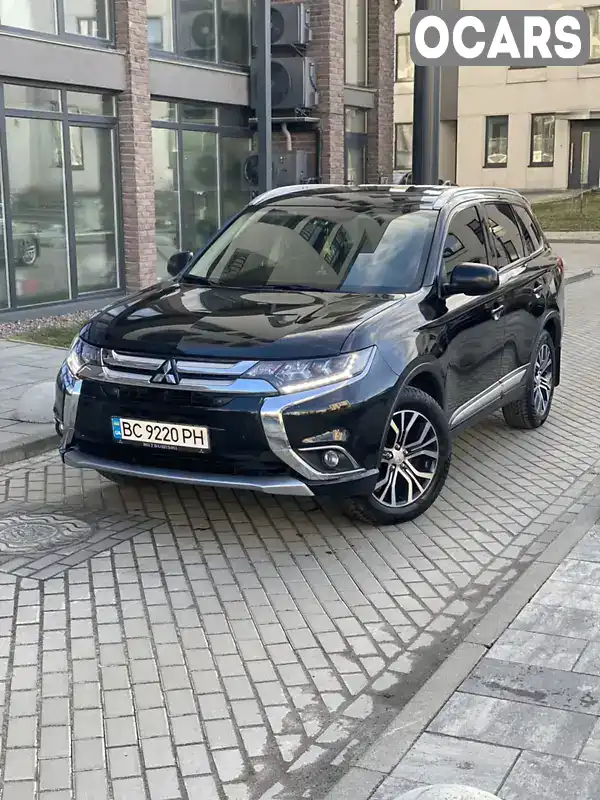 Позашляховик / Кросовер Mitsubishi Outlander 2018 2.36 л. Автомат обл. Львівська, Львів - Фото 1/21