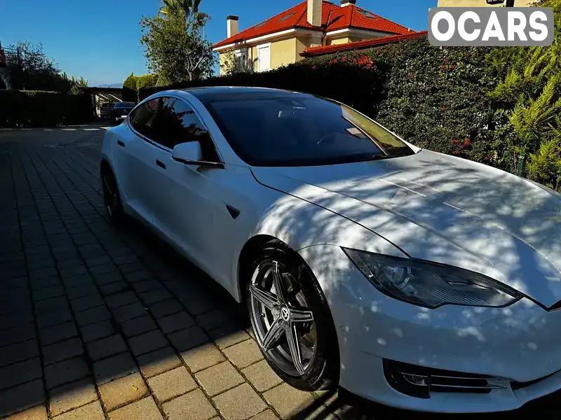 Ліфтбек Tesla Model S 2015 null_content л. Автомат обл. Київська, Київ - Фото 1/21