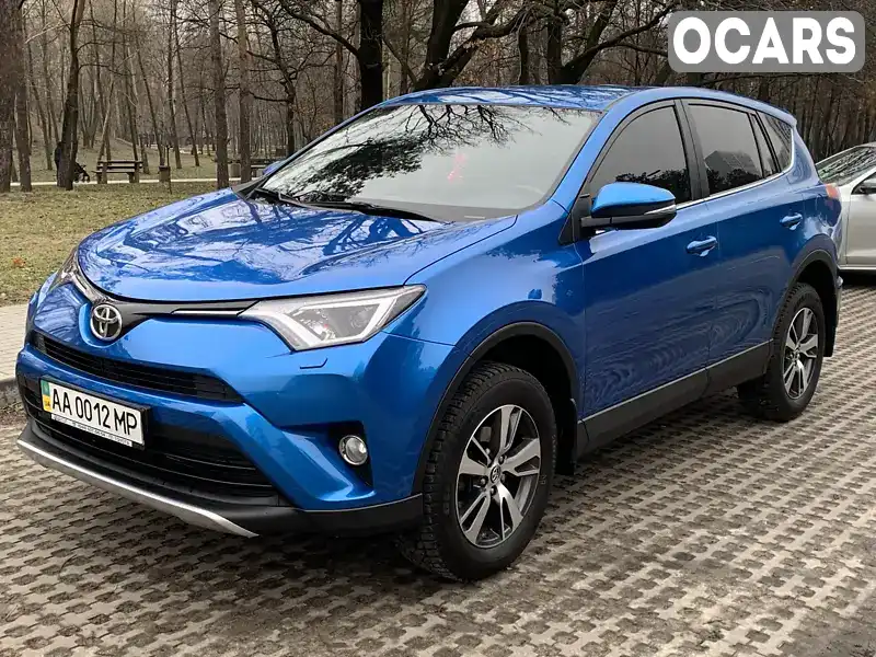 Внедорожник / Кроссовер Toyota RAV4 2016 1.99 л. Автомат обл. Киевская, Киев - Фото 1/21