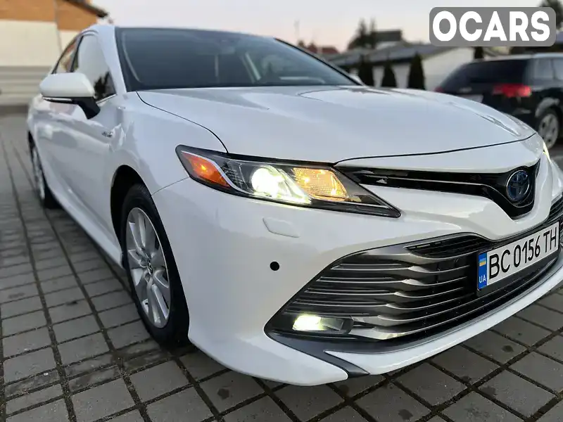 Седан Toyota Camry 2020 2.49 л. Автомат обл. Львівська, Львів - Фото 1/21