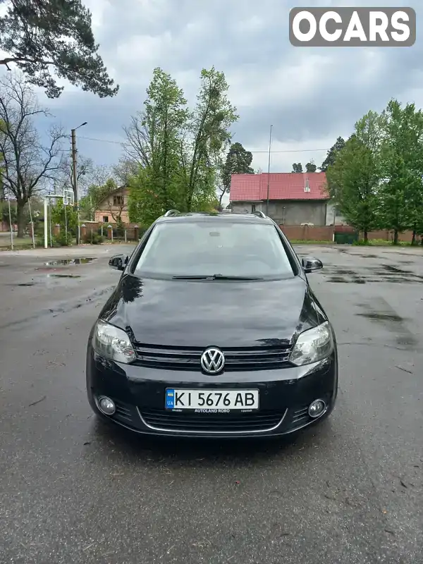 Хэтчбек Volkswagen Golf Plus 2011 2 л. Ручная / Механика обл. Киевская, Буча - Фото 1/21