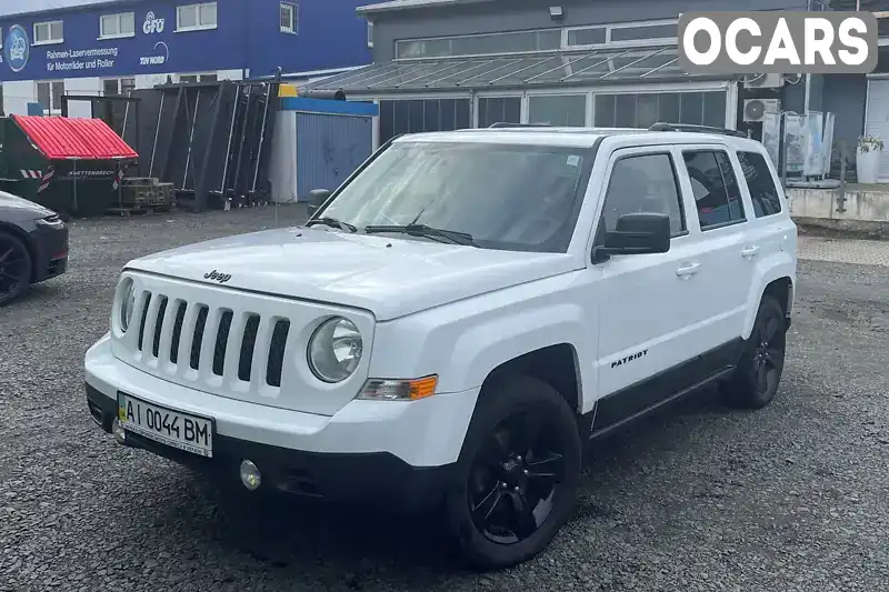 Позашляховик / Кросовер Jeep Patriot 2015 2 л. Варіатор обл. Київська, Вишневе - Фото 1/21