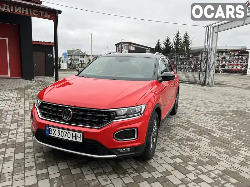 Позашляховик / Кросовер Volkswagen T-Roc 2019 1.5 л. Автомат обл. Хмельницька, Хмельницький - Фото 1/13