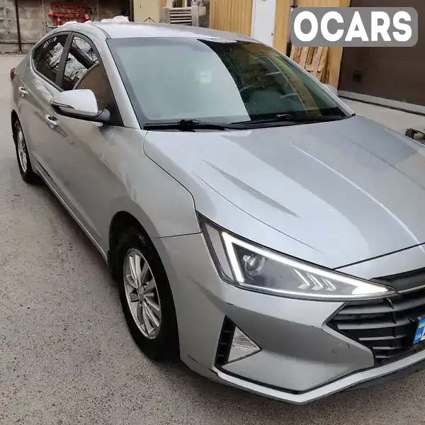 Седан Hyundai Elantra 2019 2 л. Автомат обл. Київська, Київ - Фото 1/21