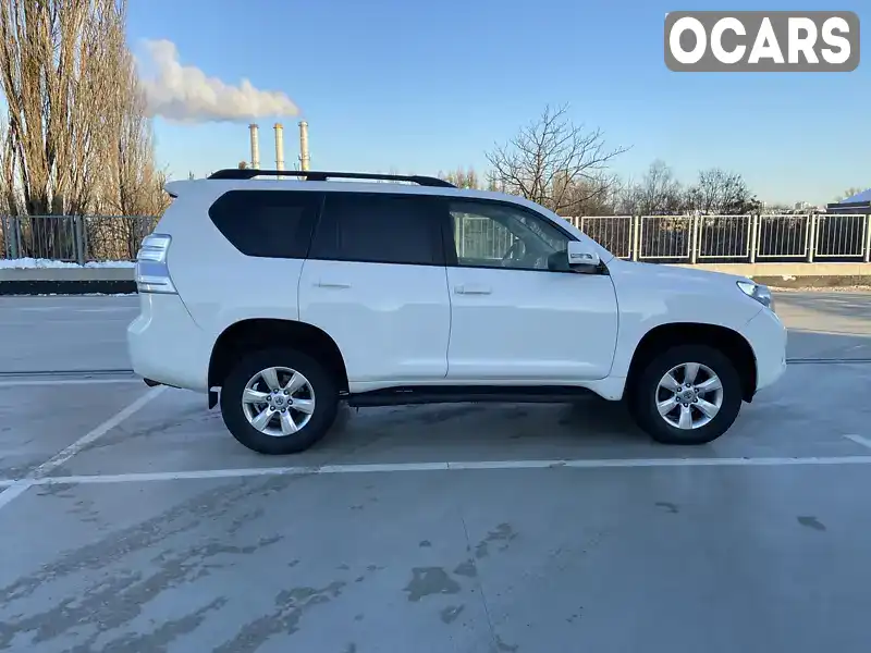 Позашляховик / Кросовер Toyota Land Cruiser Prado 2010 3 л. Автомат обл. Київська, Київ - Фото 1/16