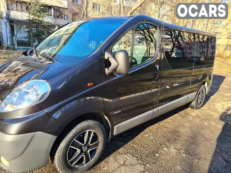 Мінівен Opel Vivaro 2013 2 л. Ручна / Механіка обл. Чернівецька, Чернівці - Фото 1/6