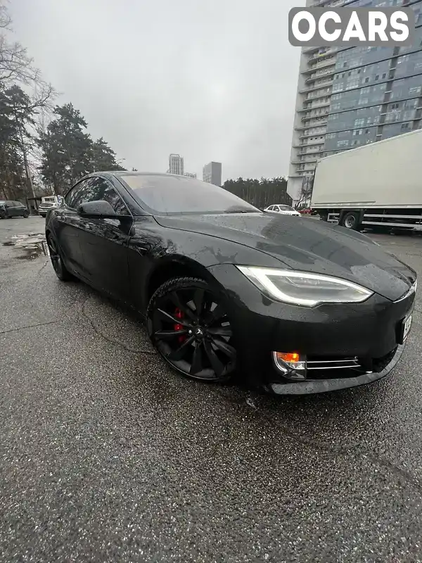 Лифтбек Tesla Model S 2020 null_content л. Автомат обл. Киевская, Киев - Фото 1/14