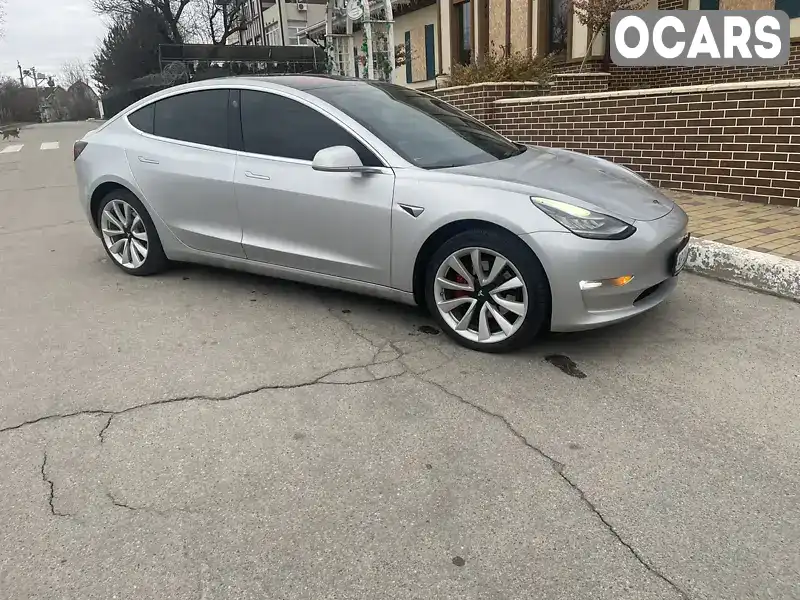 Седан Tesla Model 3 2018 null_content л. Автомат обл. Запорожская, Запорожье - Фото 1/12