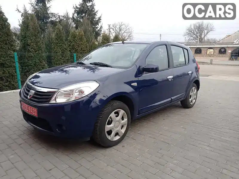 Хетчбек Dacia Sandero 2009 1.4 л. Ручна / Механіка обл. Донецька, Добропілля - Фото 1/16