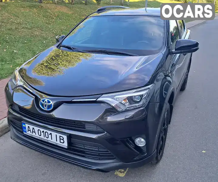 Позашляховик / Кросовер Toyota RAV4 2018 2.49 л. Варіатор обл. Київська, Київ - Фото 1/21