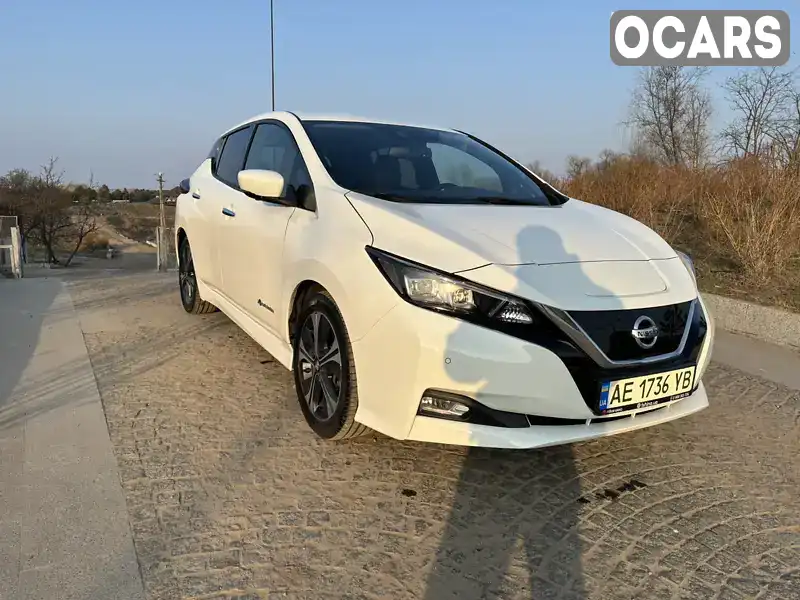 Хэтчбек Nissan Leaf 2018 null_content л. Автомат обл. Днепропетровская, Днепр (Днепропетровск) - Фото 1/21