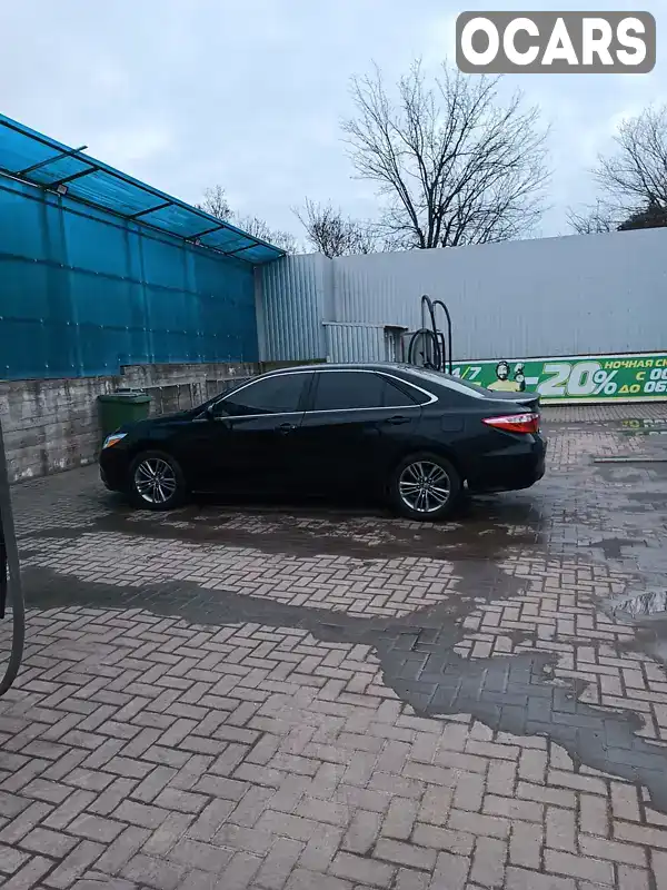 Седан Toyota Camry 2015 2.5 л. Автомат обл. Миколаївська, Миколаїв - Фото 1/13