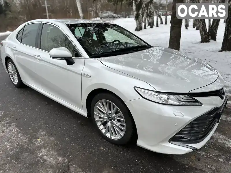 Седан Toyota Camry 2020 2.49 л. Автомат обл. Київська, Київ - Фото 1/21