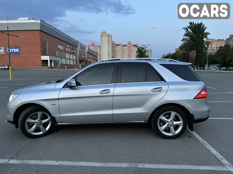 Позашляховик / Кросовер Mercedes-Benz M-Class 2013 3.5 л. Автомат обл. Київська, Бровари - Фото 1/18