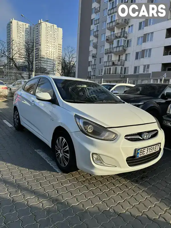Седан Hyundai Accent 2012 1.4 л. обл. Одеська, Одеса - Фото 1/9