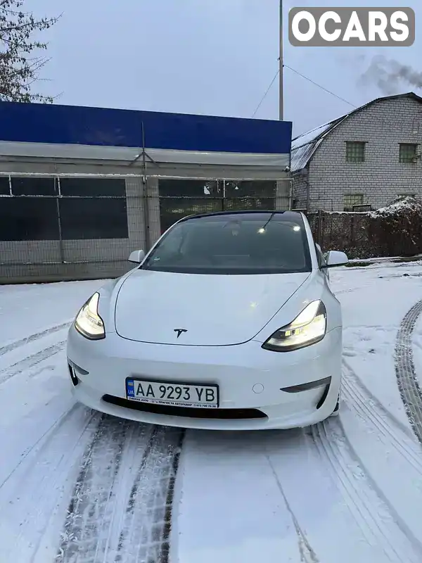 Седан Tesla Model 3 2020 null_content л. Автомат обл. Киевская, Киев - Фото 1/21