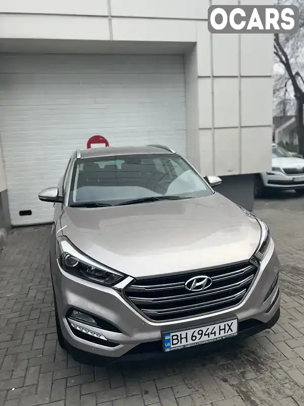 Внедорожник / Кроссовер Hyundai Tucson 2018 2 л. Автомат обл. Одесская, Одесса - Фото 1/10