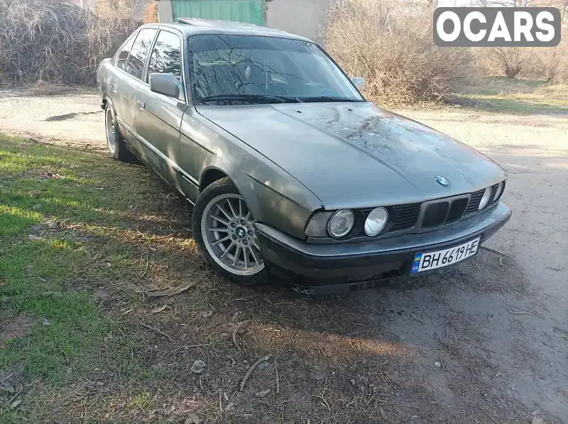 Седан BMW 5 Series 1988 2.5 л. Ручна / Механіка обл. Одеська, Одеса - Фото 1/11