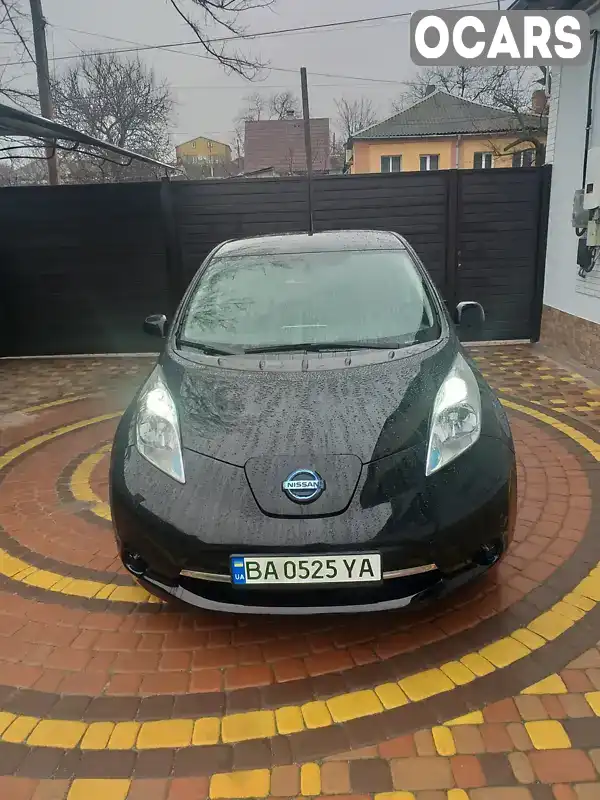 Хэтчбек Nissan Leaf 2017 null_content л. Вариатор обл. Кировоградская, Кропивницкий (Кировоград) - Фото 1/14