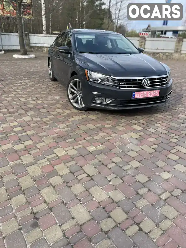 Седан Volkswagen Passat 2016 1.8 л. Автомат обл. Житомирская, Олевск - Фото 1/11